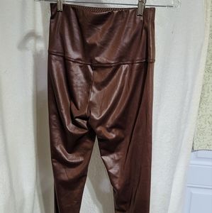 (2089) XJ Boost,One Size,leggings 88% Polyester, 12%Spandex, shinnyleather look